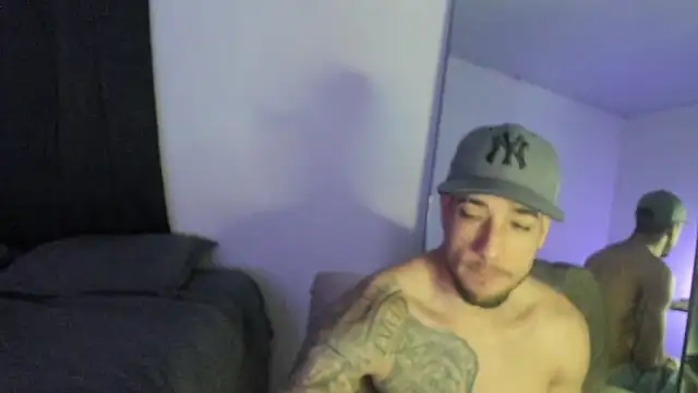 Snapshot of ThiagoLugo chatting on November 30, 2025, 10:21 pm ThiagoLugo online show from November 30, 2025, 10:21 pm