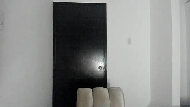 ThiagoLugo online show from April 22, 2026, 4:14 pm