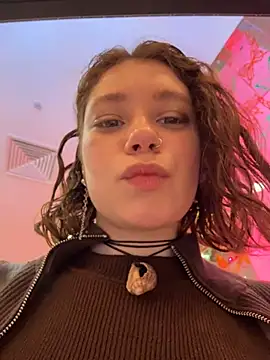 lucy-joy online show from November 1, 2025, 8:08 am