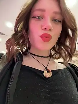 lucy-joy online show from January 18, 2026, 9:24 am