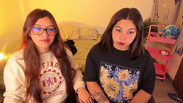 Verolake online show from November 29, 2025, 7:41 am