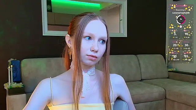 FoxyMira online show from July 30, 2026, 5:23 pm