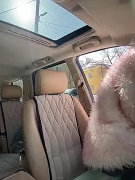 DollyTall online show from March 4, 2026, 7:16 am