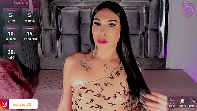 Keilyss  online show from October 9, 2025, 6:58 am