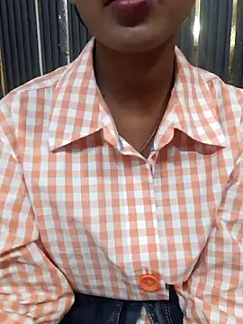 AnkitaDevi online show from October 7, 2025, 3:51 am