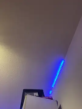 Jolbbhv online show from April 28, 2026, 2:27 am