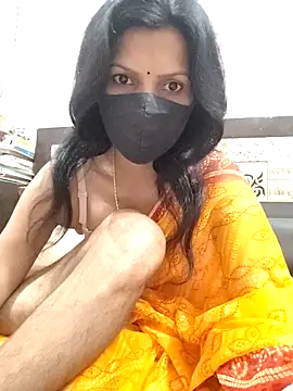 Yourhotsweetgirl online show from October 29, 2025, 4:44 am