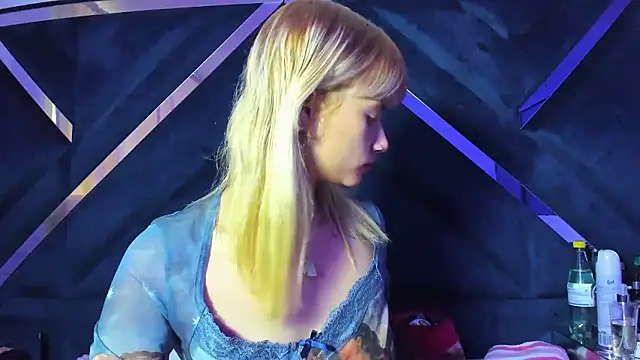 barbieambar online show from January 7, 2026, 3:06 pm