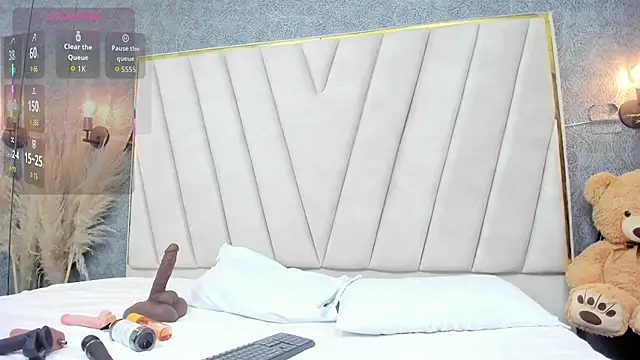 AmyStar1 online show from February 9, 2026, 9:24 pm