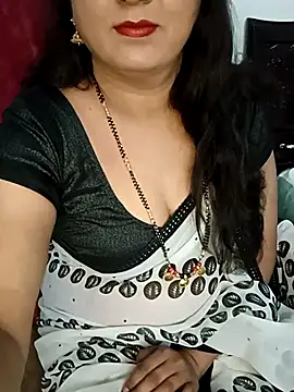 Snapshot of Niharika555 chatting on February 10, 2026, 4:00 am Niharika555 online show from February 10, 2026, 4:00 am