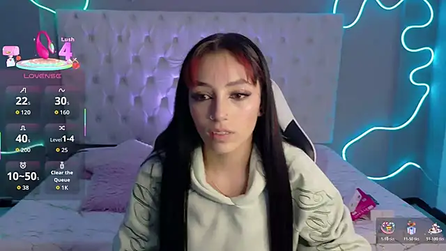 Megan  cole1 online show from November 27, 2025, 3:40 am