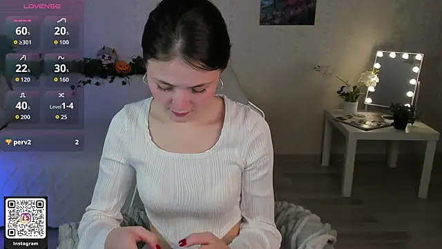 ArleneThomas online show from November 14, 2025, 1:37 pm