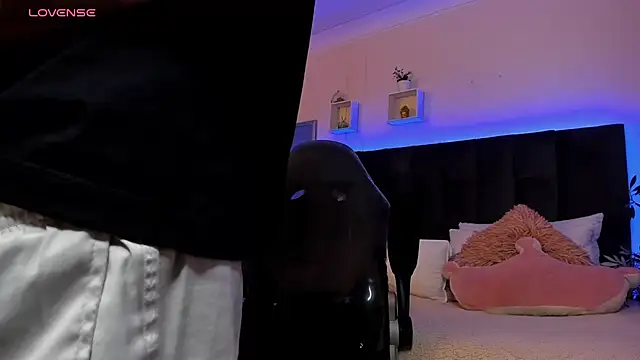 Ares di martin online show from December 19, 2025, 2:08 pm