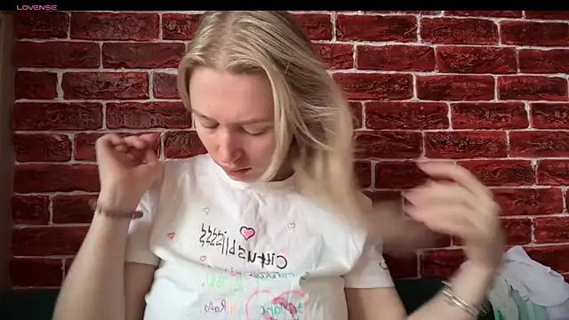 CitrusBlissss online show from November 6, 2025, 2:59 am