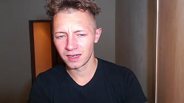 BlondZilla online show from December 5, 2025, 7:29 am