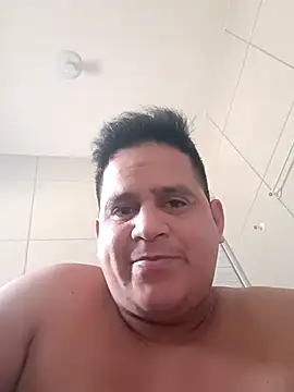 Snapshot of reguetones92 chatting on November 30, 2025, 11:33 am reguetones92 online show from November 30, 2025, 11:33 am