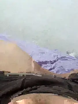 Snapshot of reguetones92 chatting on October 31, 2025, 6:37 pm reguetones92 online show from October 31, 2025, 6:37 pm