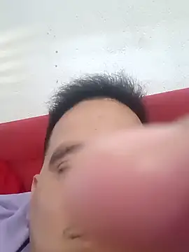 Snapshot of reguetones92 chatting on November 12, 2025, 6:45 pm reguetones92 online show from November 12, 2025, 6:45 pm