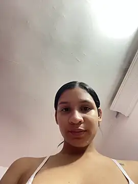 Snapshot of Danny_gonza chatting on February 16, 2026, 10:18 pm Danny gonza online show from February 16, 2026, 10:18 pm