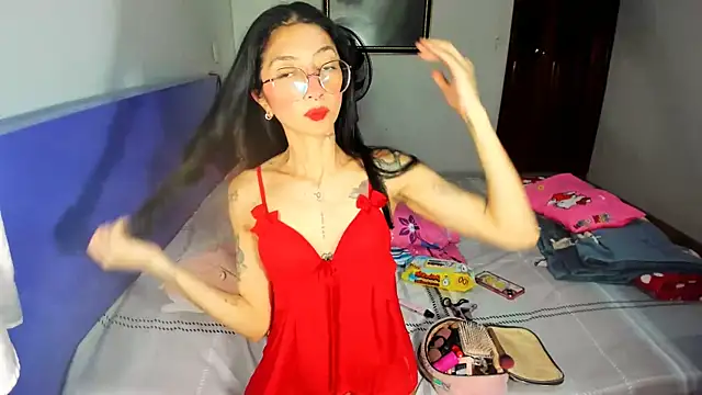 Snapshot of Anais_lux chatting on July 28, 2026, 11:26 pm Anais lux online show from July 28, 2026, 11:26 pm