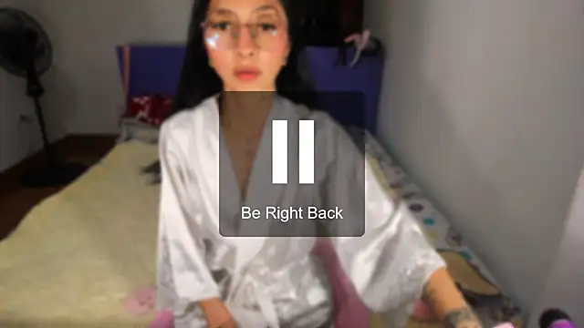 Snapshot of Anais_lux chatting on May 7, 2026, 1:43 am Anais lux online show from May 7, 2026, 1:43 am