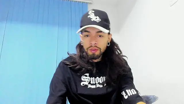 Theferxxo 12 online show from October 28, 2025, 11:14 pm