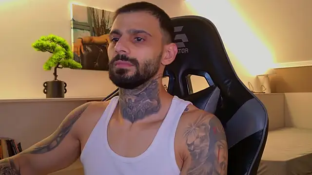 AresSteelX online show from November 5, 2025, 3:48 pm