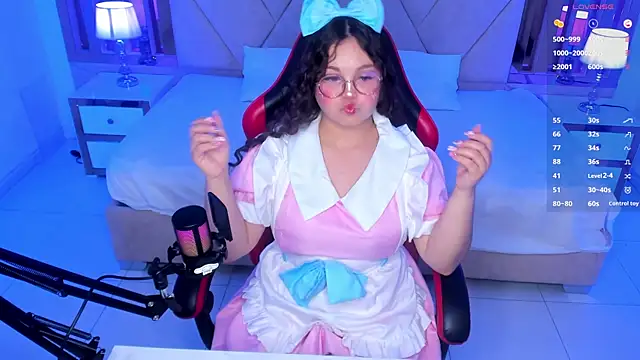 Snapshot of ShylySweet chatting on December 1, 2025, 5:30 am ShylySweet online show from December 1, 2025, 5:30 am