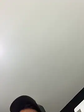 ErosVale online show from February 21, 2026, 7:21 am