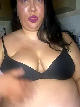 roxey-1997 online show from October 27, 2025, 8:21 pm