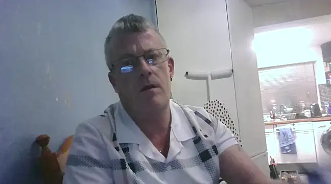 hefin18 online show from March 5, 2025, 10:32 pm