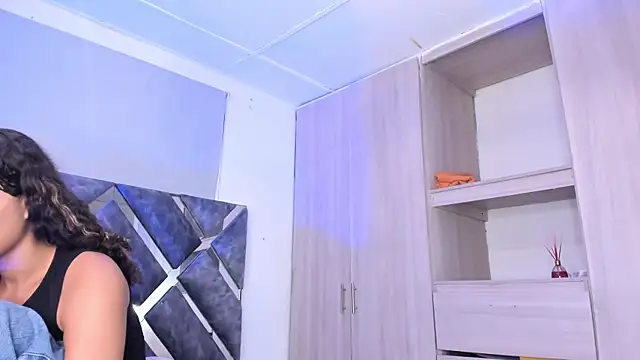 Snapshot of candice777 chatting on November 15, 2025, 11:14 am candice777 online show from November 15, 2025, 11:14 am