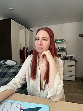 Snapshot of Hera_Mark chatting on March 12, 2026, 5:02 am Hera Mark online show from March 12, 2026, 5:02 am