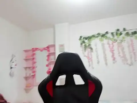 Liana hot12 online show from October 19, 2025, 2:53 pm