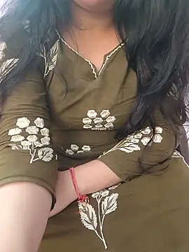 Snapshot of roshni_agrawal0 chatting on May 22, 2026, 9:18 am roshni agrawal0 online show from May 22, 2026, 9:18 am
