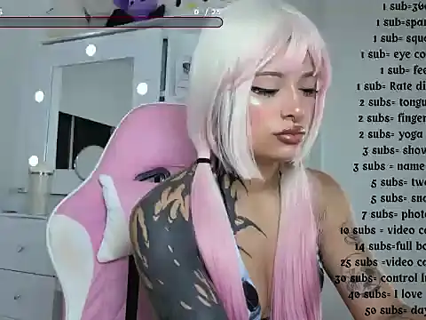 Snapshot of hillsdandarkie_44 chatting on October 27, 2025, 11:38 pm hillsdandarkie 44 online show from October 27, 2025, 11:38 pm