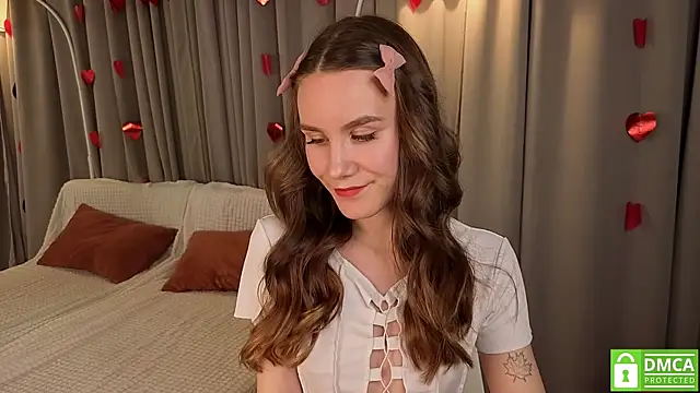  Clare Florence  online show from February 11, 2026, 1:44 pm