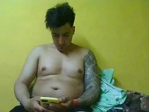 Snapshot of RVJM chatting on November 16, 2025, 6:29 am RVJM online show from November 16, 2025, 6:29 am