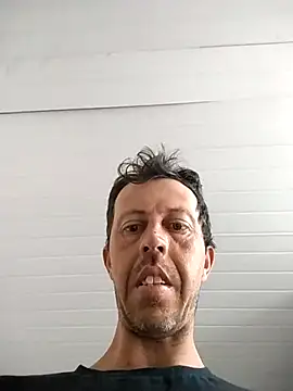 Marcusmodajr86 online show from October 21, 2025, 5:01 pm