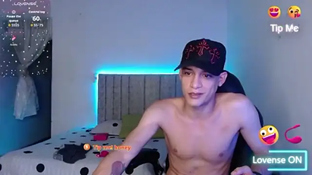 Ethanho0t online show from May 21, 2026, 11:57 pm