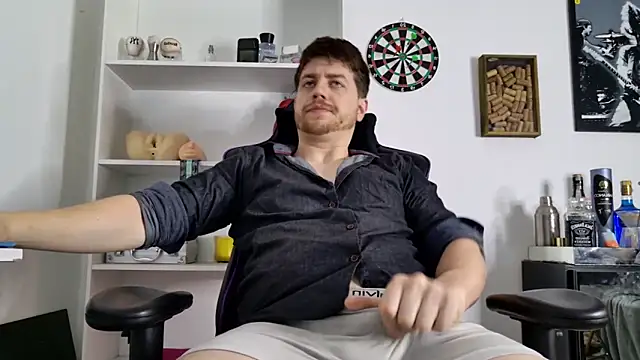 aaron nvk online show from November 8, 2025, 7:50 pm