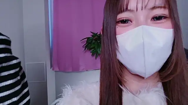 Snapshot of MOEMOE-Q chatting on January 9, 2026, 5:25 am MOEMOE-Q online show from January 9, 2026, 5:25 am