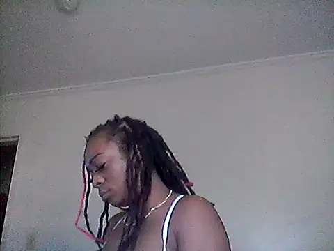 Sunflower Synns online show from October 19, 2025, 9:28 pm