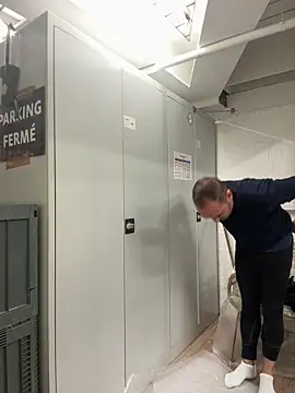 goncas23 online show from October 9, 2025, 3:18 am