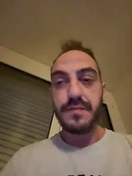 goncas23 online show from January 10, 2026, 6:42 am