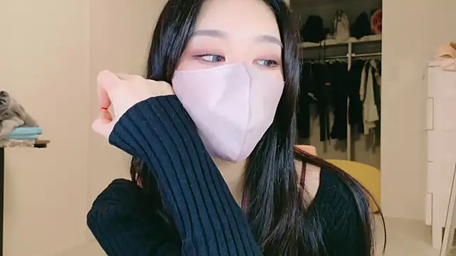 ramuchan desu online show from October 20, 2025, 2:13 am