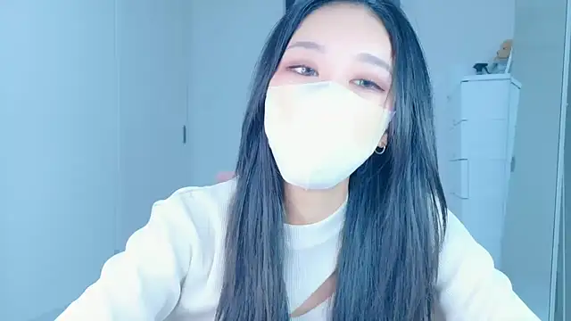 ramuchan desu online show from December 3, 2025, 12:01 am