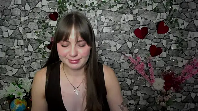 Amanda Bright  online show from November 10, 2025, 9:14 am