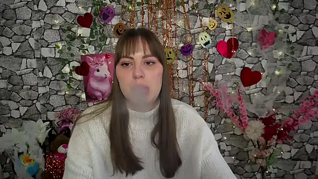 Amanda Bright  online show from November 3, 2025, 8:07 am