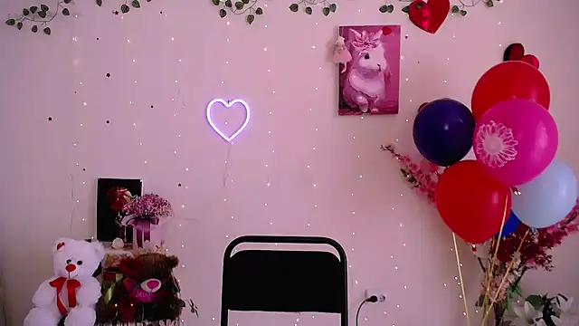 Amanda Bright  online show from March 26, 2026, 11:30 am